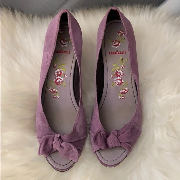 Lavender Suede Pumps Size 8 - Picture 1 of 7